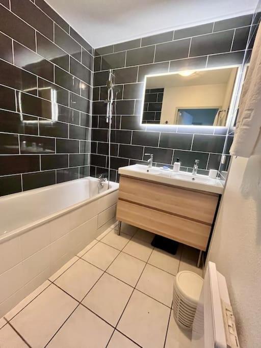 Appartement T3 Proche Remparts Avignon Kültér fotó